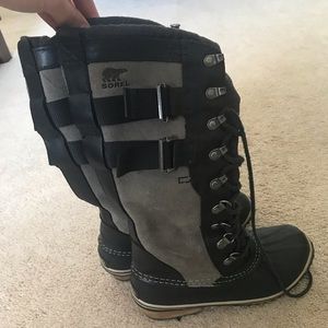 Sorel conquest Carly winter boots